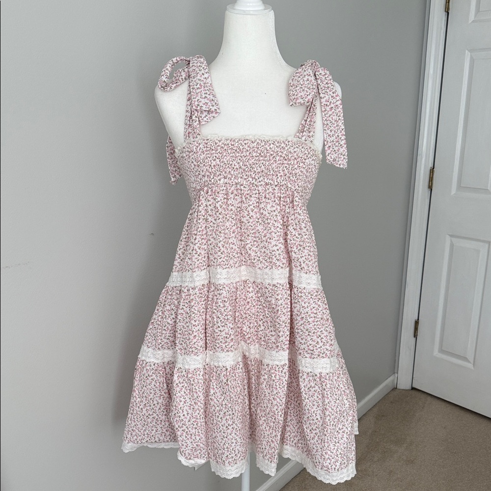 Free the Roses Pink and White Floral Dress